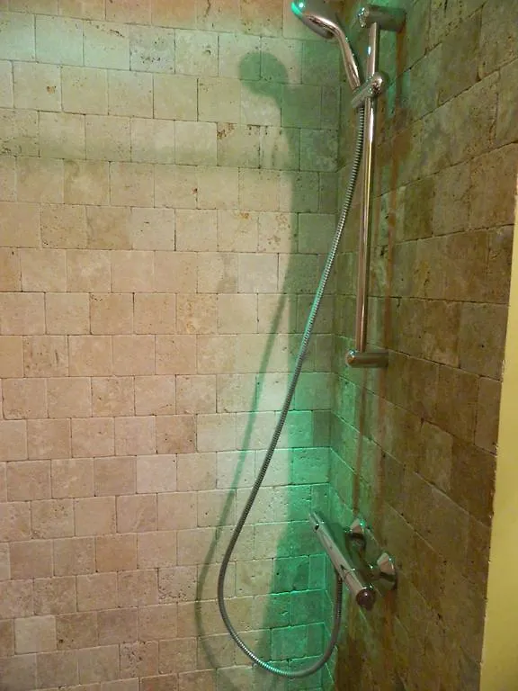 Apartamento 12 O'Clock Studio Bucarest